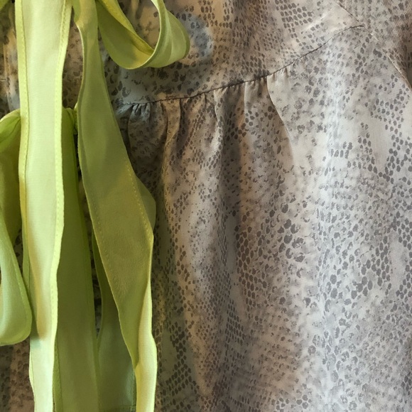 Rebecca Taylor Python print tie front blouse 6 - Picture 4 of 8